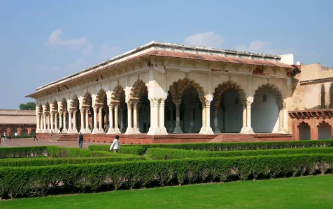 Hall-of-Public-Audience-Agra-Fort-India